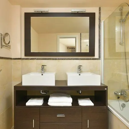 Olee Nerja By Fuerte Group Apartament